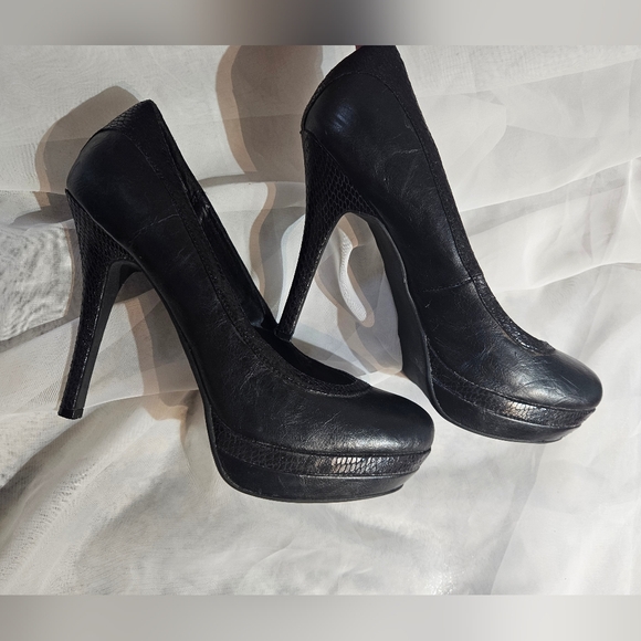 Baby Phat Black Heels Size 10 - Picture 3 of 5